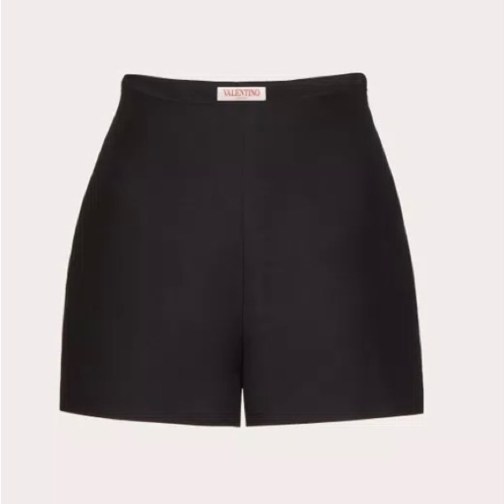 Valentino Crepe Couture Shorts size 38